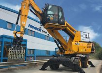 JCB JS20MH high cab waste management hire