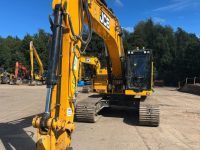 front of 20 ton JCB excavator