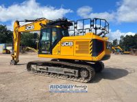 JCB JS220 L SV left hand side