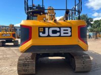 JCB 20 ton tracked excavator rear